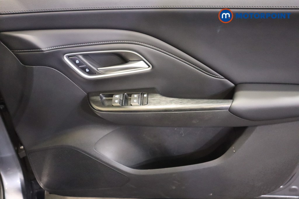 Mg Motor Uk ZS Trophy Automatic Petrol-Electric Hybrid SUV - Stock Number (1618127) - 13th supplementary image