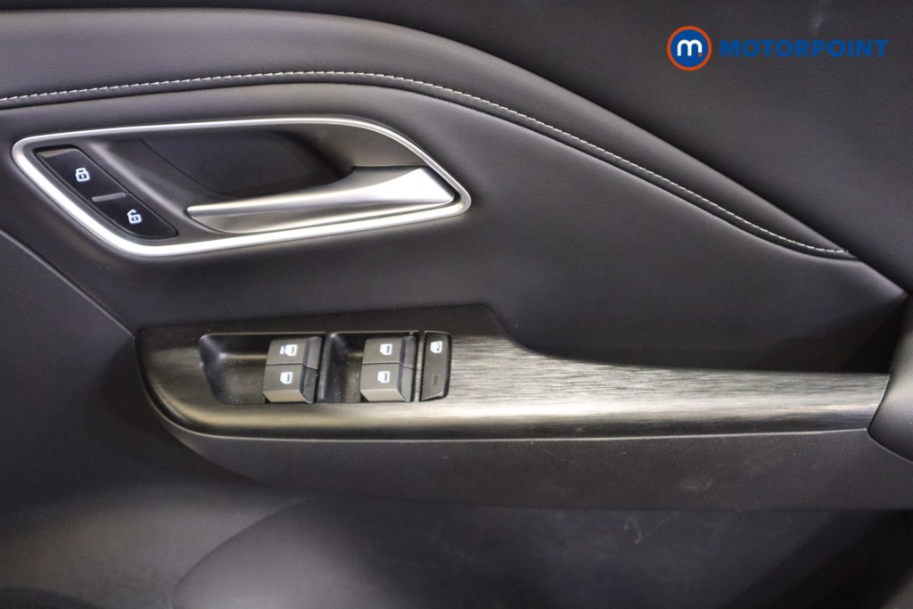 Mg Motor Uk ZS Trophy Automatic Petrol-Electric Hybrid SUV - Stock Number (1618127) - 14th supplementary image