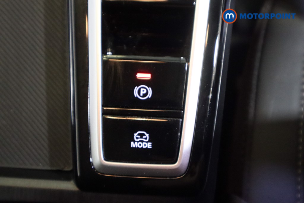 Mg Motor Uk ZS Trophy Automatic Petrol-Electric Hybrid SUV - Stock Number (1618127) - 23rd supplementary image