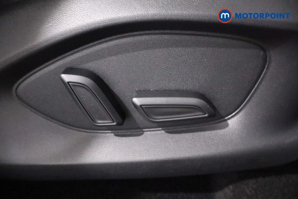 Mg Motor Uk ZS Trophy Automatic Petrol-Electric Hybrid SUV - Stock Number (1618273) - 23rd supplementary image