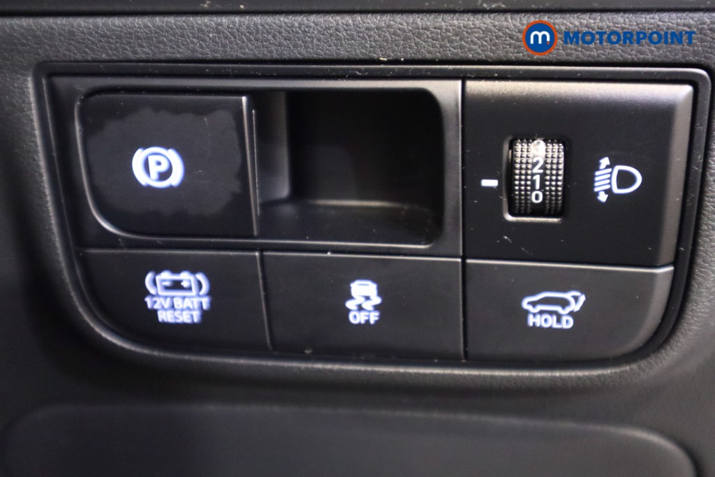 Hyundai Tucson Premium Automatic Petrol-Electric Hybrid SUV - Stock Number (1618358) - 17th supplementary image