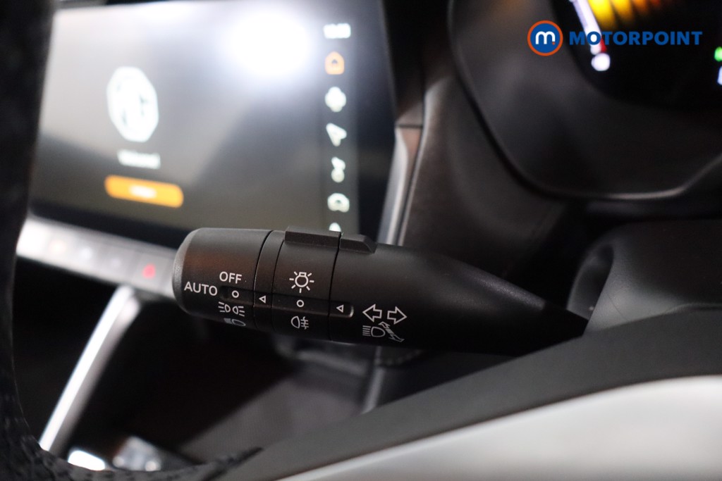 Mg Motor Uk ZS Trophy Automatic Petrol-Electric Hybrid SUV - Stock Number (1618386) - 14th supplementary image