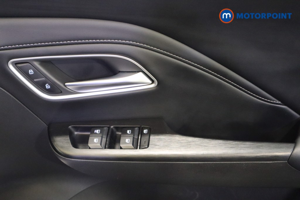 Mg Motor Uk ZS Trophy Automatic Petrol-Electric Hybrid SUV - Stock Number (1618393) - 14th supplementary image