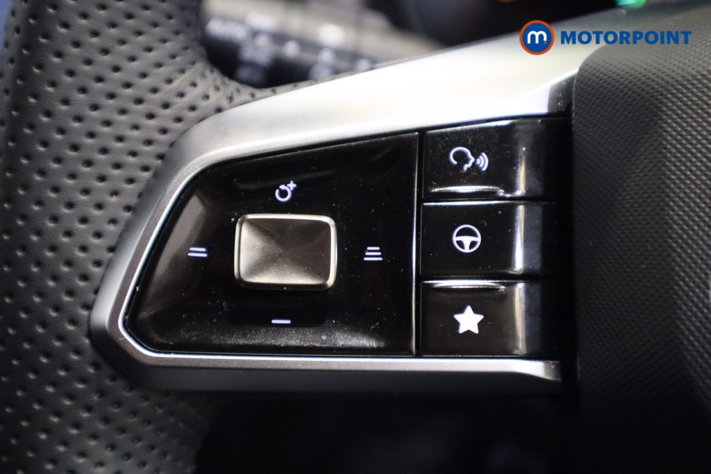 Mg Motor Uk ZS Trophy Automatic Petrol-Electric Hybrid SUV - Stock Number (1618393) - 19th supplementary image