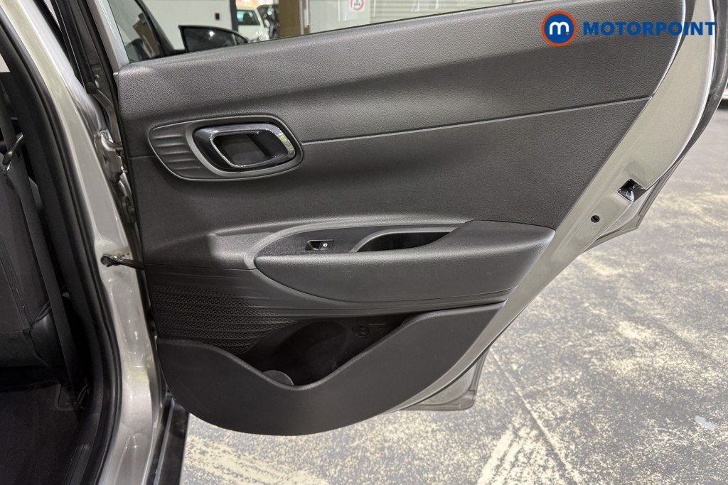 Hyundai Bayon Premium Automatic Petrol SUV - Stock Number (1618835) - 23rd supplementary image