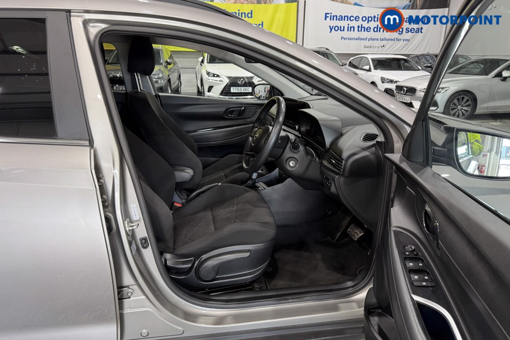 Hyundai Bayon Premium Automatic Petrol SUV - Stock Number (1618835) - 1st supplementary image