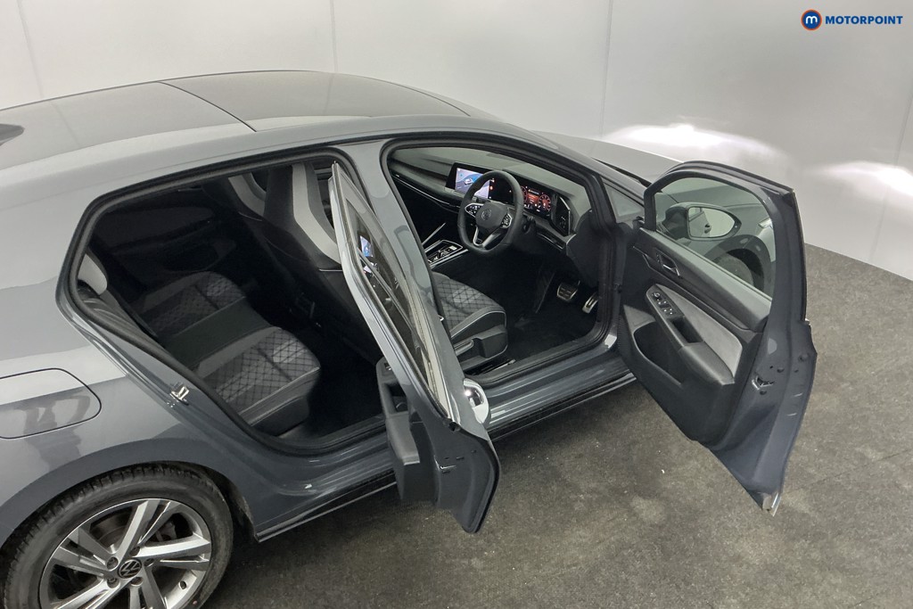 Volkswagen Golf R-Line Automatic Diesel Hatchback - Stock Number (1619549) - 5th supplementary image