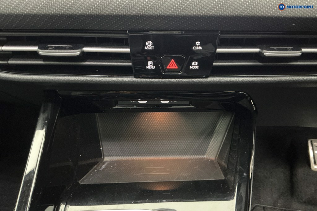 Volkswagen Golf R-Line Automatic Diesel Hatchback - Stock Number (1619549) - 20th supplementary image