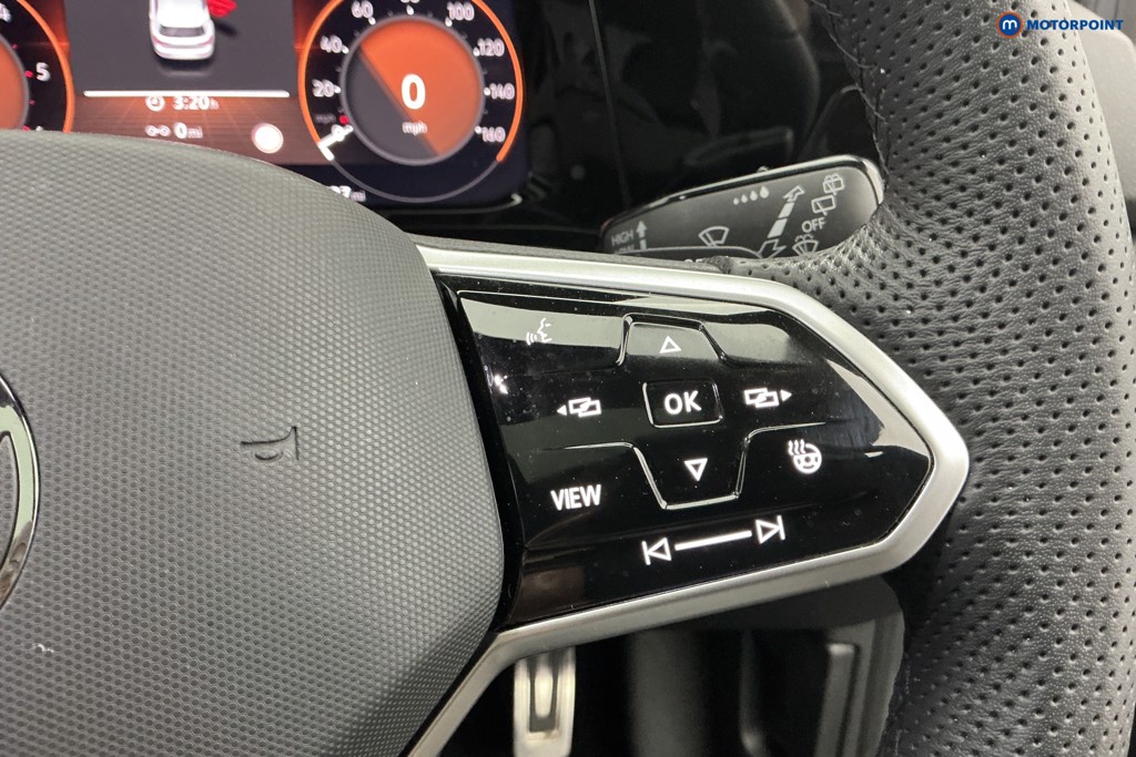 Volkswagen Golf R-Line Automatic Diesel Hatchback - Stock Number (1619549) - 24th supplementary image