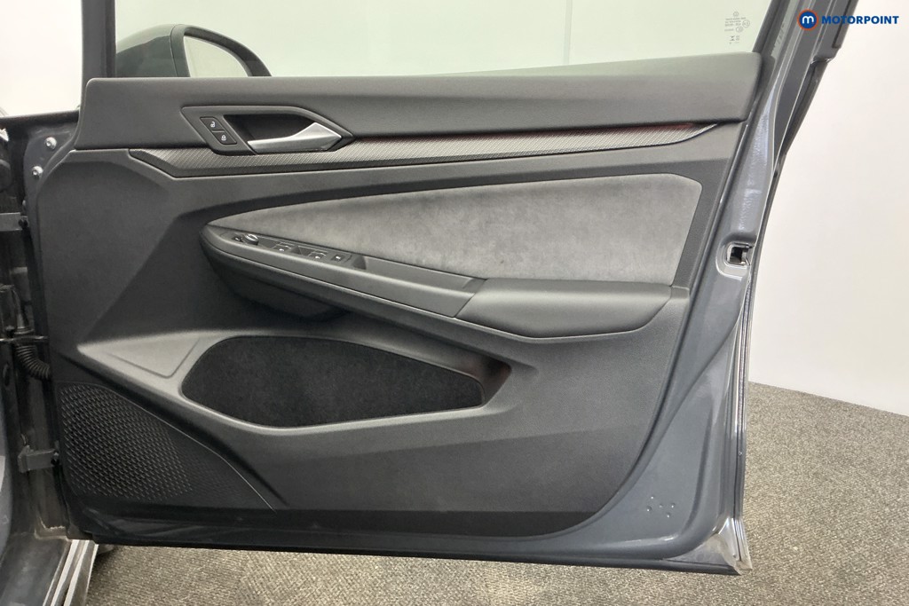 Volkswagen Golf R-Line Automatic Diesel Hatchback - Stock Number (1619549) - 26th supplementary image