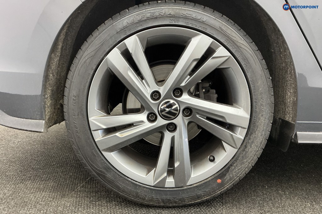 Volkswagen Golf R-Line Automatic Diesel Hatchback - Stock Number (1619549) - 35th supplementary image