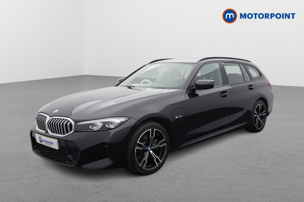 BMW 3 Series M Sport Automatic Petrol Plug-In Hybrid Estate - Stock Number (1619673) - Passenger side front corner