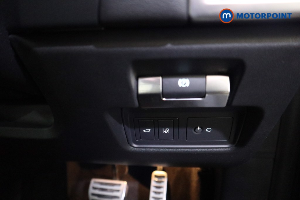 Jaguar E-Pace Chequered Flag Edition Automatic Diesel SUV - Stock Number (1620196) - 14th supplementary image