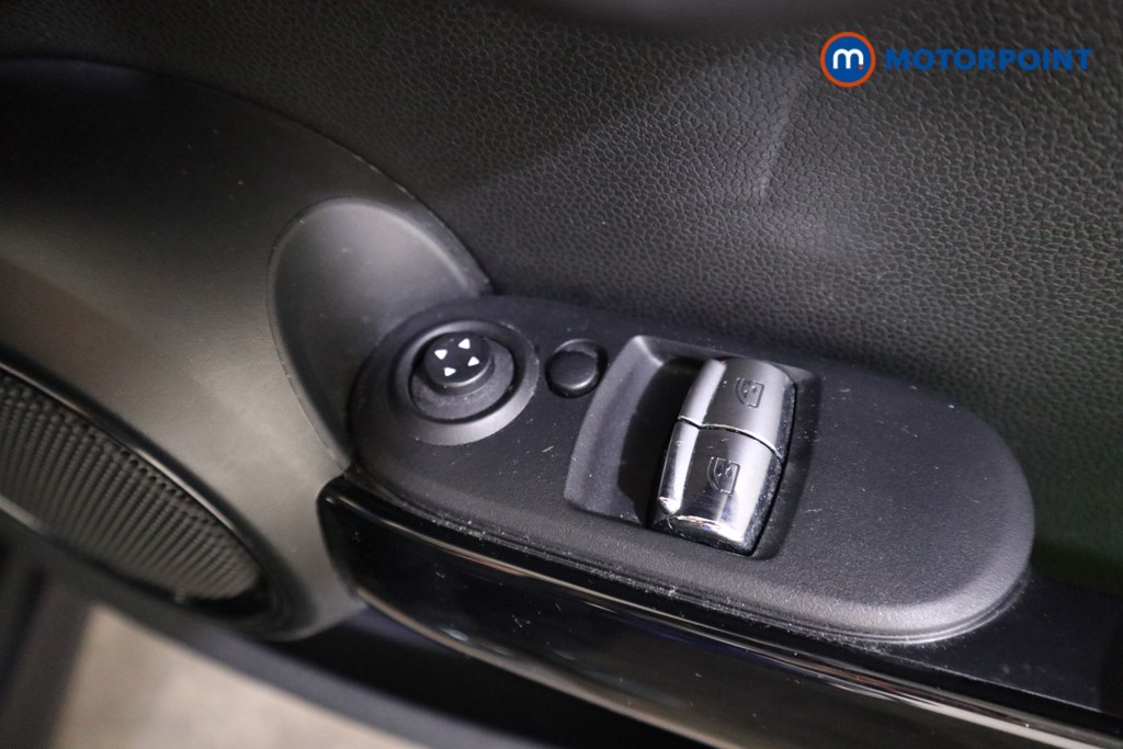 Mini Hatchback Cooper S Classic Automatic Petrol Hatchback - Stock Number (1620407) - 12th supplementary image