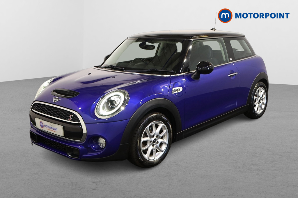 Mini Hatchback Cooper S Classic Automatic Petrol Hatchback - Stock Number (1620407) - Passenger side front corner