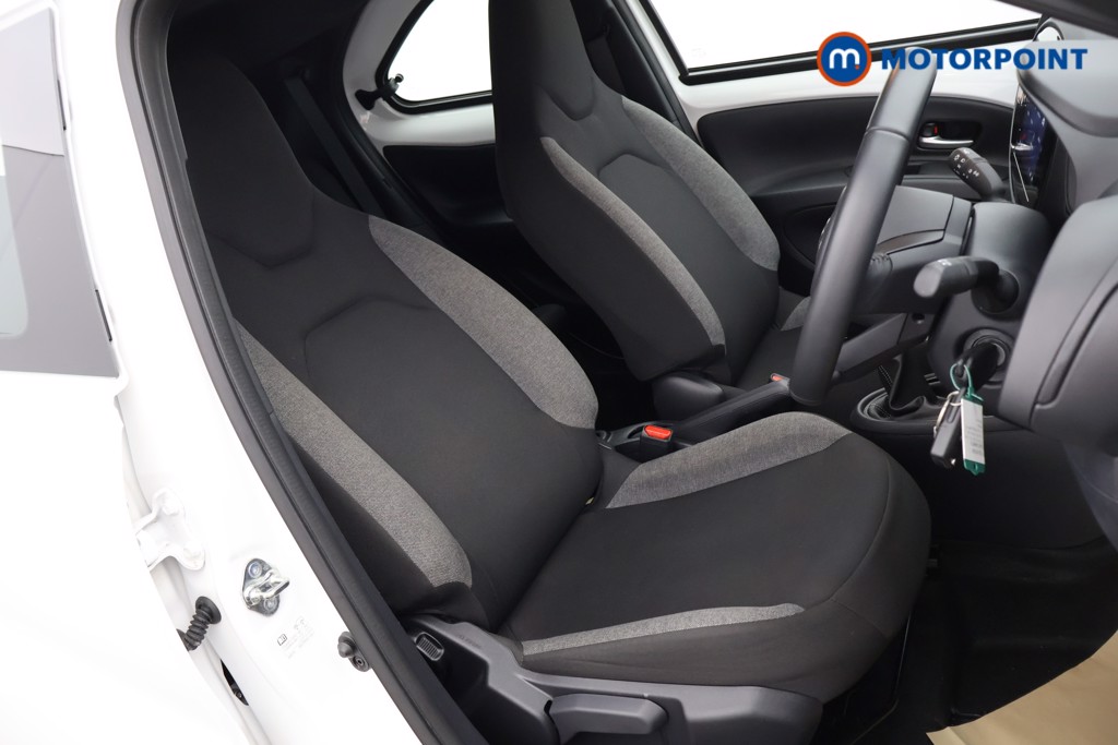 Toyota Aygo X Pure Manual Petrol Hatchback - Stock Number (1620530) - 21st supplementary image