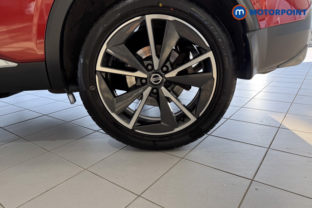 Nissan Qashqai Tekna Automatic Petrol SUV - Stock Number (1620699) - 2nd supplementary image