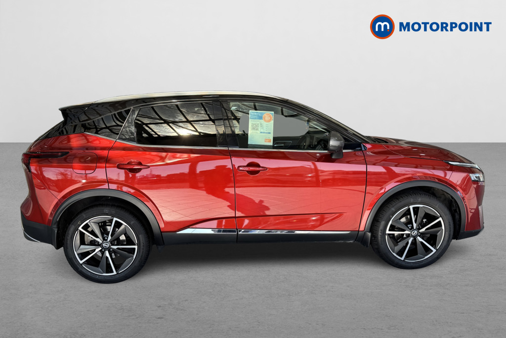 Nissan Qashqai Tekna Automatic Petrol SUV - Stock Number (1620699) - Drivers side