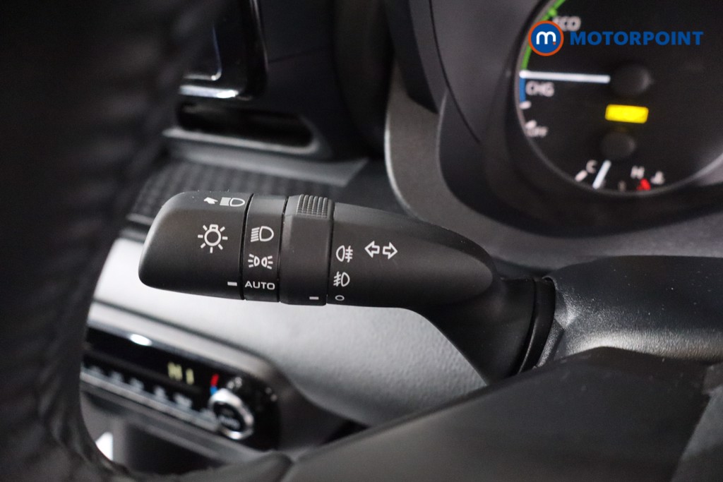 Toyota Yaris Icon Automatic Petrol-Electric Hybrid Hatchback - Stock Number (1621244) - 14th supplementary image