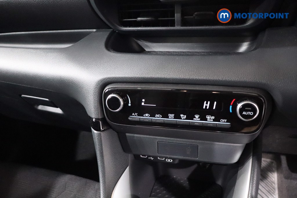 Toyota Yaris Icon Automatic Petrol-Electric Hybrid Hatchback - Stock Number (1621244) - 20th supplementary image