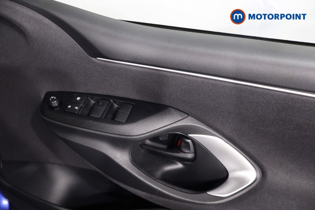 Toyota Yaris Icon Automatic Petrol-Electric Hybrid Hatchback - Stock Number (1621244) - 25th supplementary image