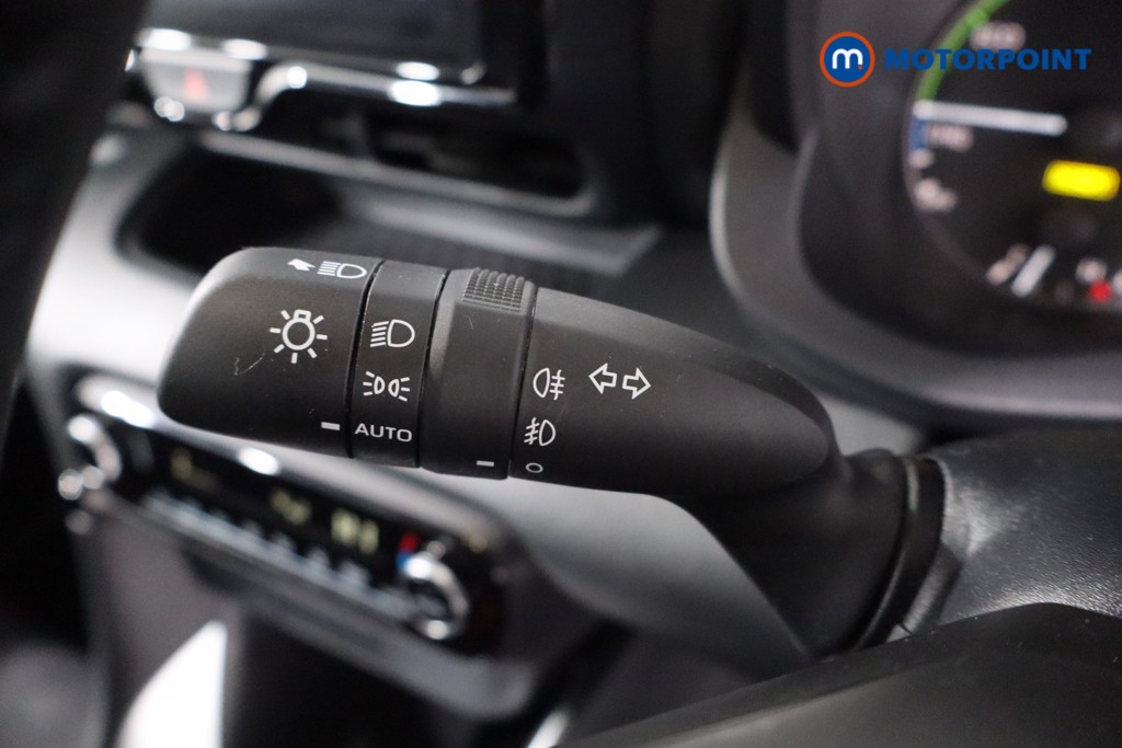 Toyota Yaris Icon Automatic Petrol-Electric Hybrid Hatchback - Stock Number (1621245) - 14th supplementary image