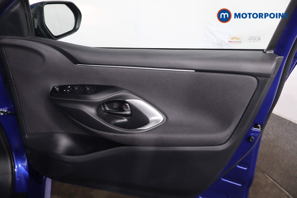 Toyota Yaris Icon Automatic Petrol-Electric Hybrid Hatchback - Stock Number (1621245) - 24th supplementary image