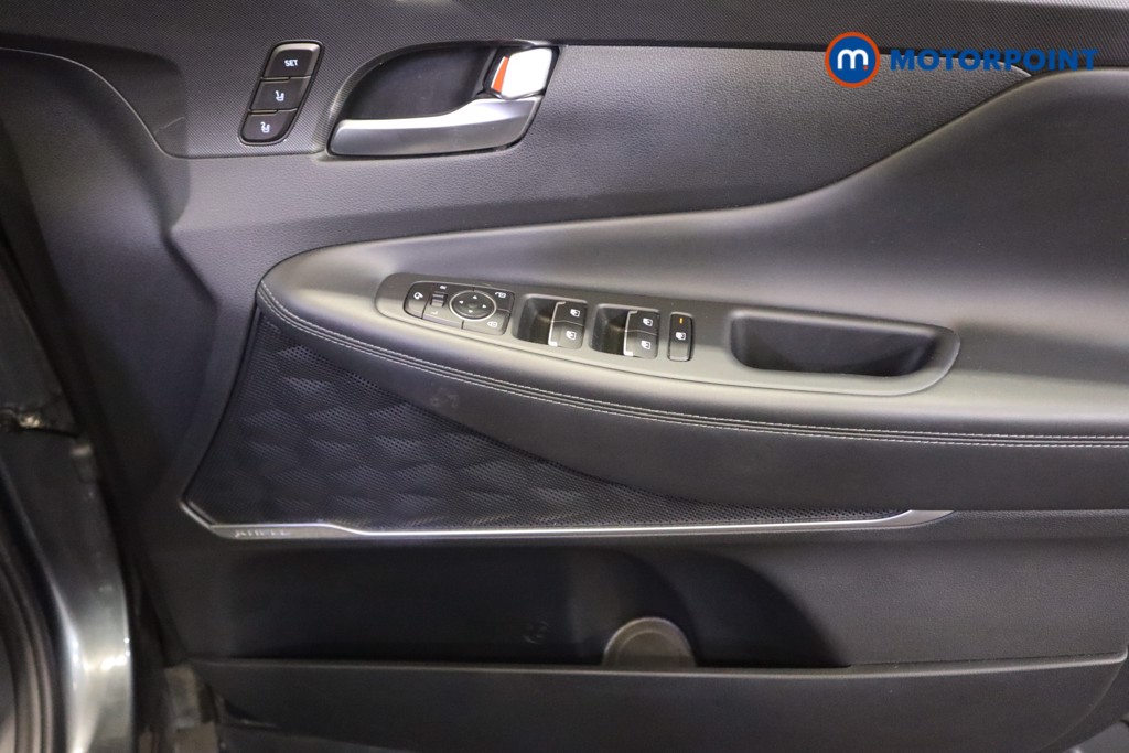 Hyundai Santa Fe Ultimate Automatic Petrol-Electric Hybrid SUV - Stock Number (1621451) - 14th supplementary image
