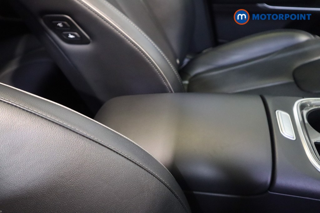 Hyundai Santa Fe Ultimate Automatic Petrol-Electric Hybrid SUV - Stock Number (1621451) - 29th supplementary image