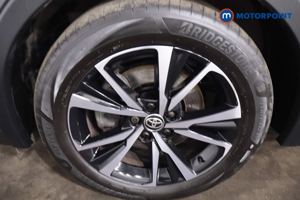 Toyota C-Hr Design Automatic Petrol Plug-In Hybrid SUV - Stock Number (1621627) - 11th supplementary image