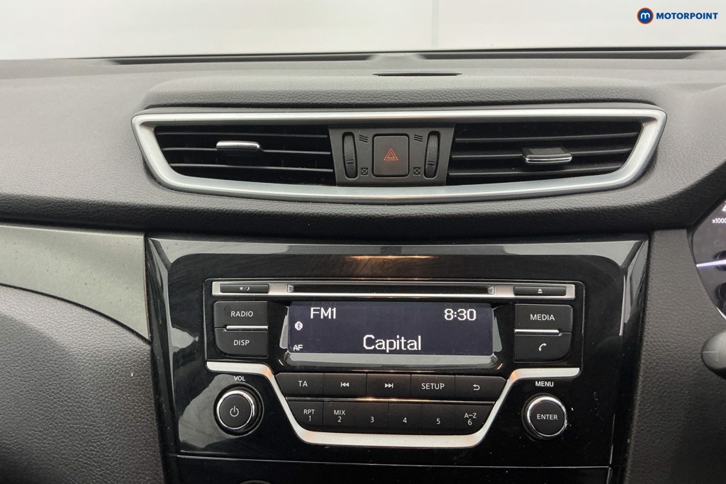 Nissan Qashqai Visia Manual Petrol SUV - Stock Number (1621943) - 2nd supplementary image