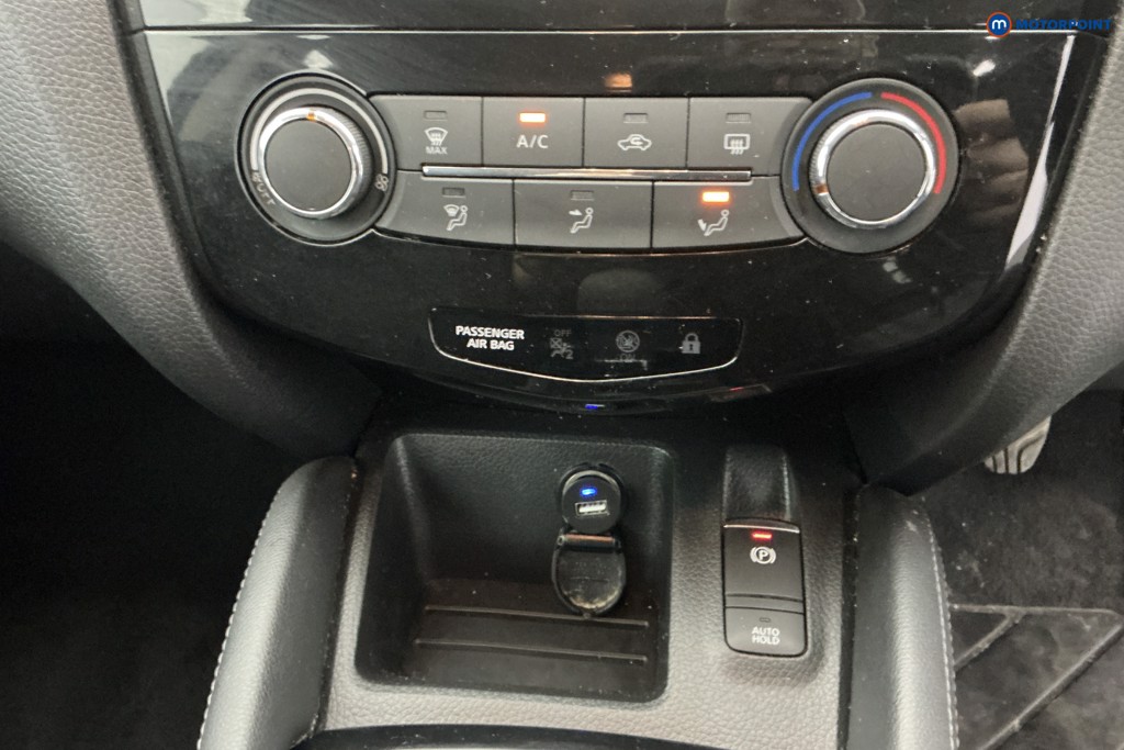 Nissan Qashqai Visia Manual Petrol SUV - Stock Number (1621943) - 20th supplementary image