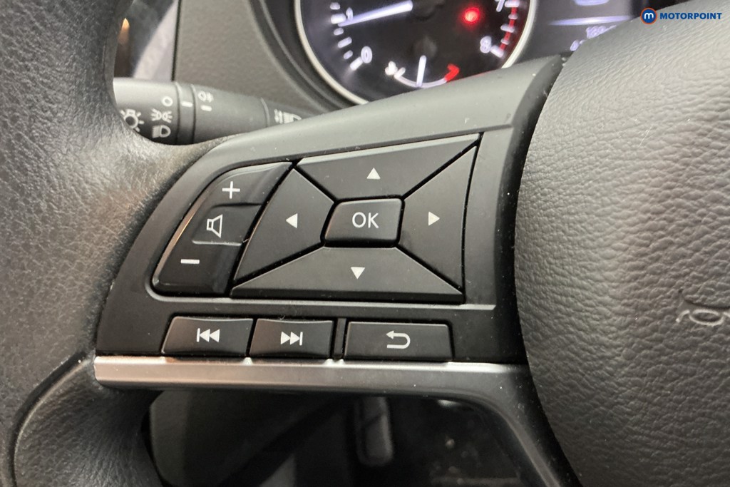 Nissan Qashqai Visia Manual Petrol SUV - Stock Number (1621943) - 24th supplementary image