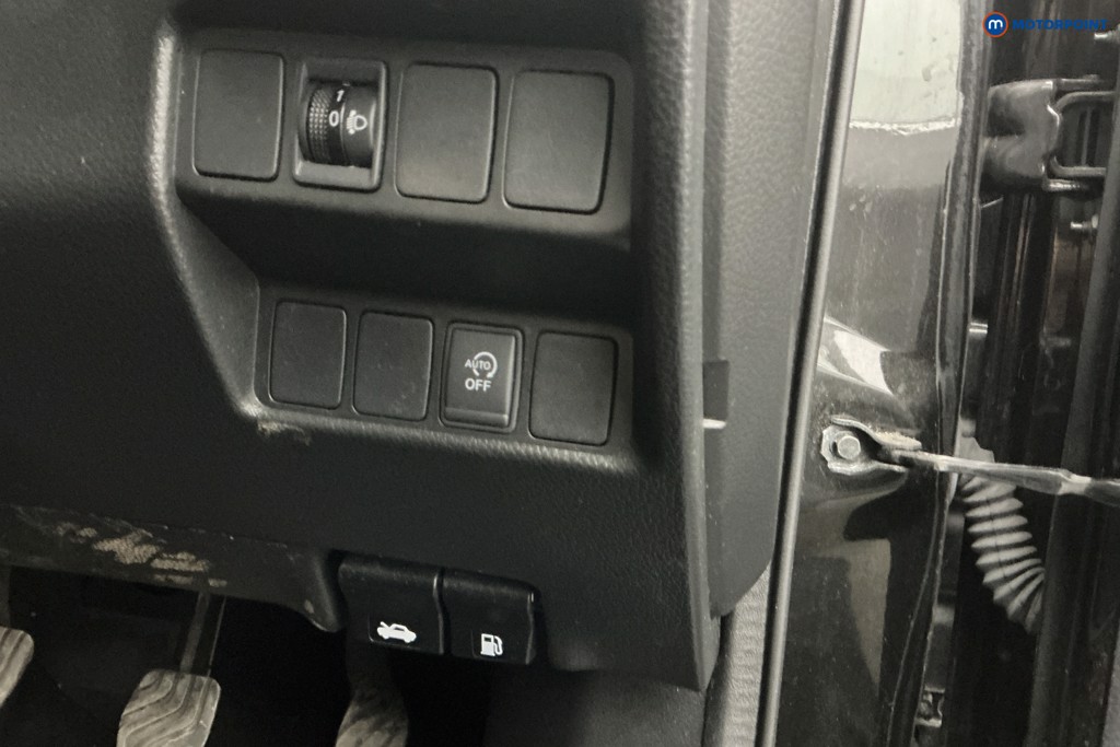 Nissan Qashqai Visia Manual Petrol SUV - Stock Number (1621943) - 26th supplementary image