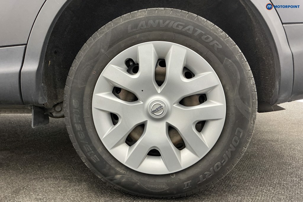 Nissan Qashqai Visia Manual Petrol SUV - Stock Number (1621943) - 35th supplementary image