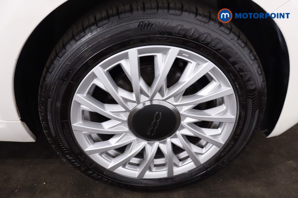 Fiat 500 Lounge Manual Petrol Hatchback - Stock Number (1622409) - 10th supplementary image