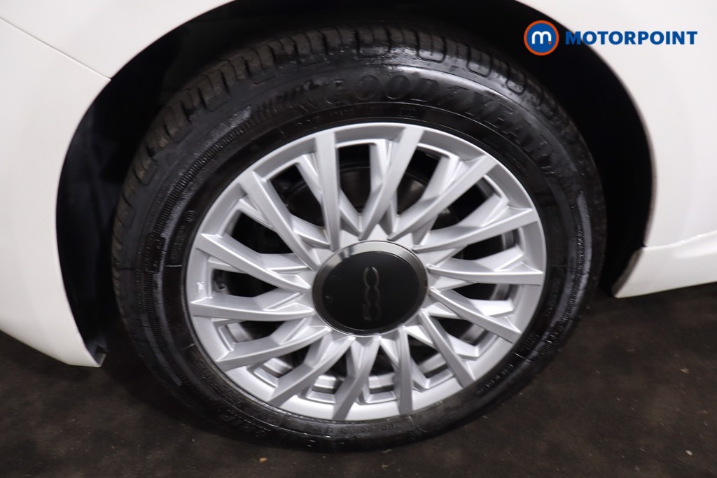 Fiat 500 Lounge Manual Petrol Hatchback - Stock Number (1622409) - 11th supplementary image