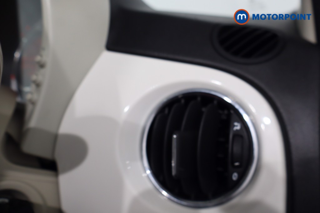 Fiat 500 Lounge Manual Petrol Hatchback - Stock Number (1622409) - 17th supplementary image