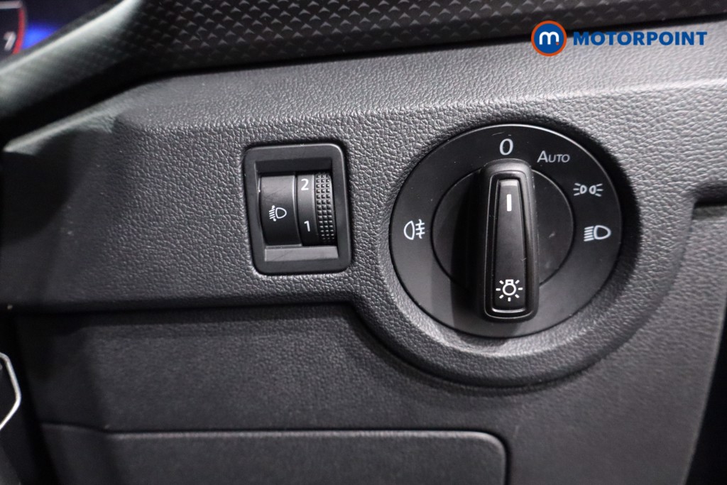 Volkswagen T-Cross Se Edition Manual Petrol SUV - Stock Number (1622648) - 17th supplementary image