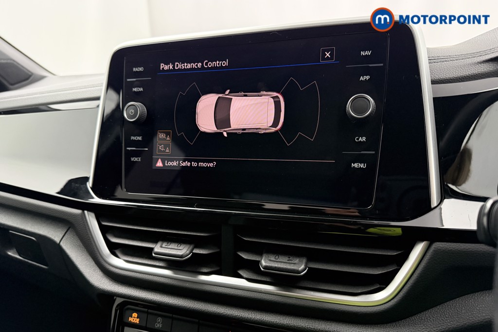 Volkswagen T-Roc R-Line Automatic Petrol SUV - Stock Number (1622848) - 11th supplementary image