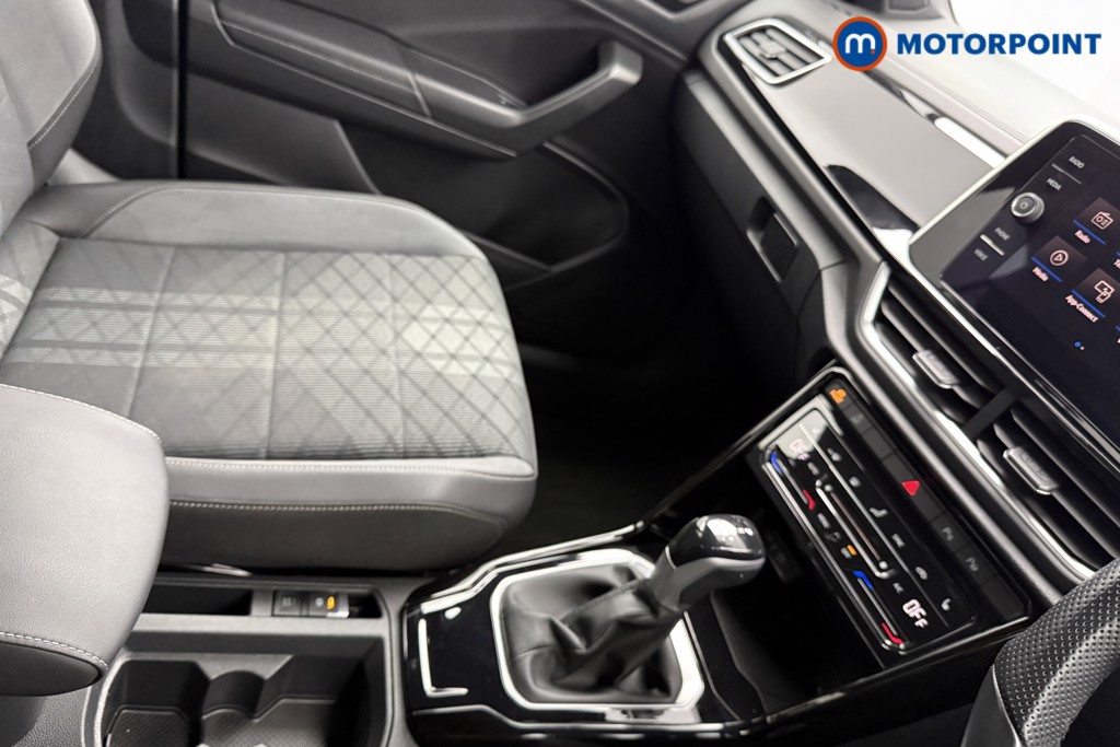 Volkswagen T-Roc R-Line Automatic Petrol SUV - Stock Number (1622848) - 15th supplementary image