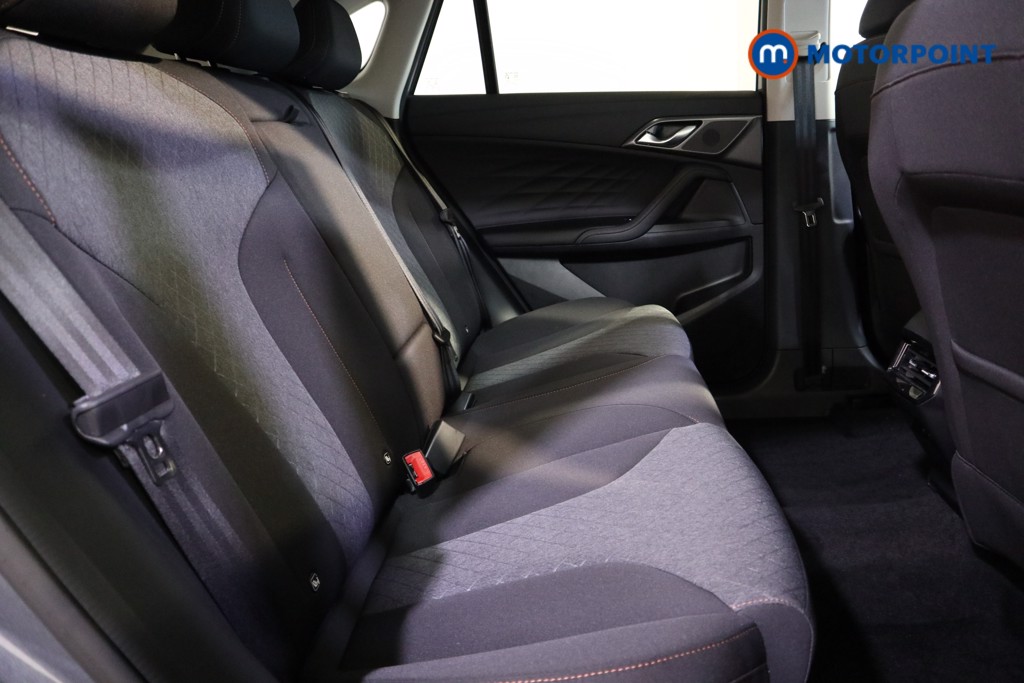 Mg Motor Uk HS SE Automatic Petrol-Electric Hybrid SUV - Stock Number (1623018) - 17th supplementary image