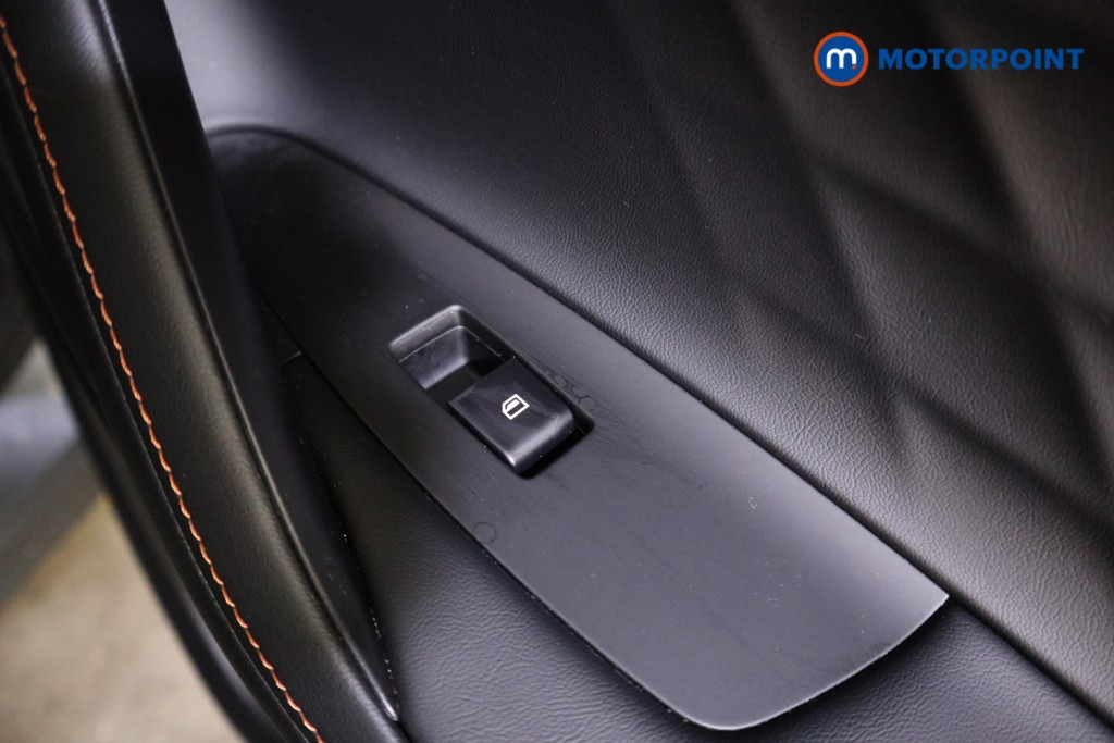 Mg Motor Uk HS SE Automatic Petrol-Electric Hybrid SUV - Stock Number (1623018) - 20th supplementary image