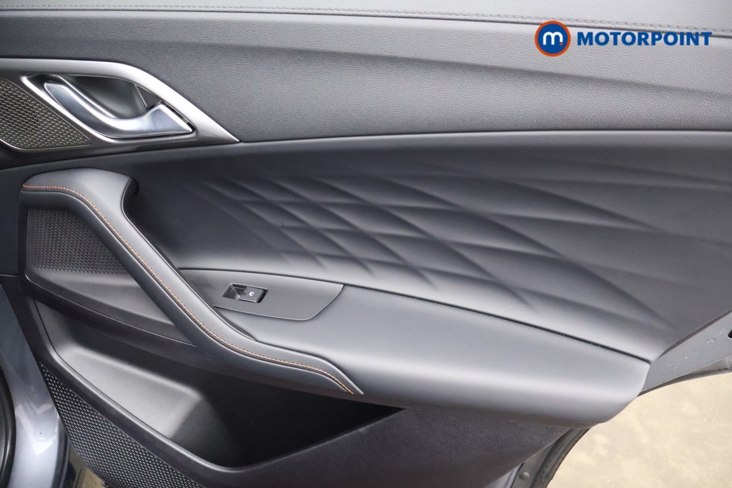 Mg Motor Uk HS SE Automatic Petrol-Electric Hybrid SUV - Stock Number (1623030) - 16th supplementary image