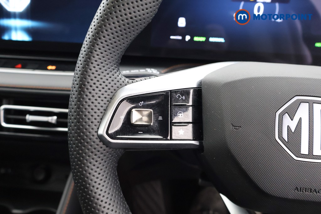 Mg Motor Uk HS SE Automatic Petrol-Electric Hybrid SUV - Stock Number (1623063) - 1st supplementary image