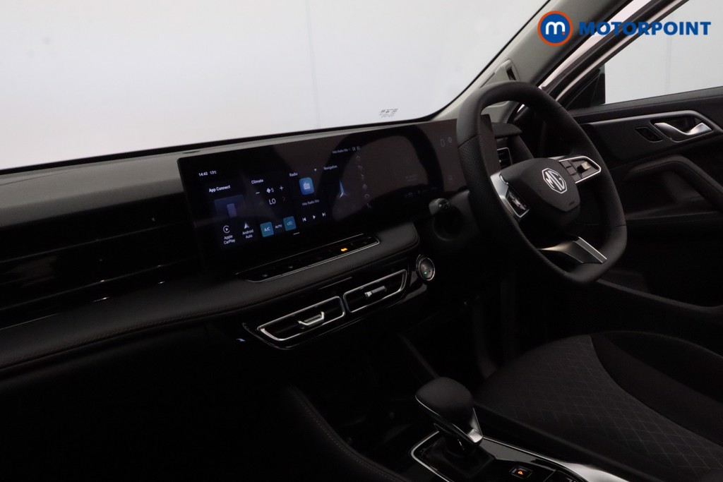 Mg Motor Uk HS SE Automatic Petrol-Electric Hybrid SUV - Stock Number (1623078) - 10th supplementary image