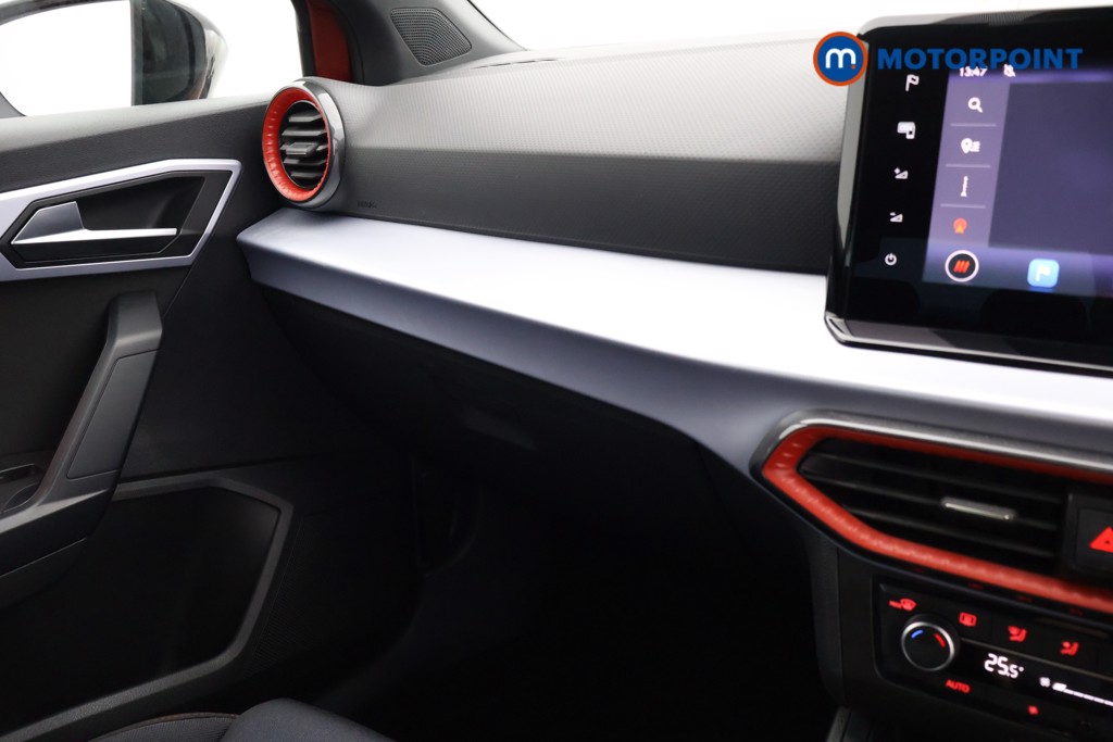 Seat Ibiza FR Manual Petrol Hatchback - Stock Number (1623153) - 9th supplementary image