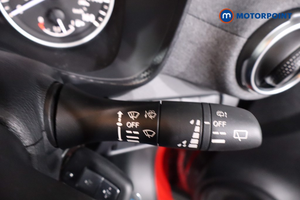 Nissan Juke Acenta Premium Manual Petrol SUV - Stock Number (1623182) - 15th supplementary image