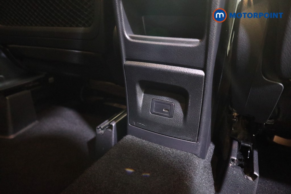 Mercedes-Benz GLA Amg Line Automatic Petrol SUV - Stock Number (1623283) - 19th supplementary image