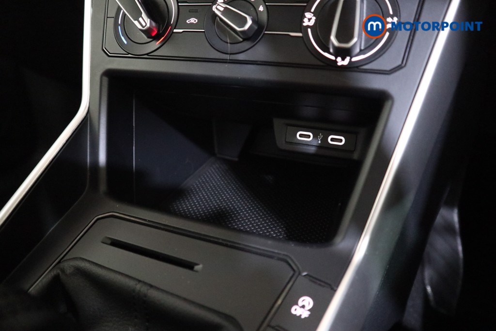 Volkswagen Polo Life Manual Petrol Hatchback - Stock Number (1623351) - 8th supplementary image